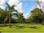 VENDO AMPLIA Y ARBOLADA CASA QUINTA EN CAPIATÁ