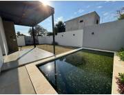 Duplex Minimalista Zona Curva Romero