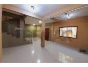 VENDO CASA EN LAMBARÉ Z/ SUPERMERCADO EL PUEBLO!!