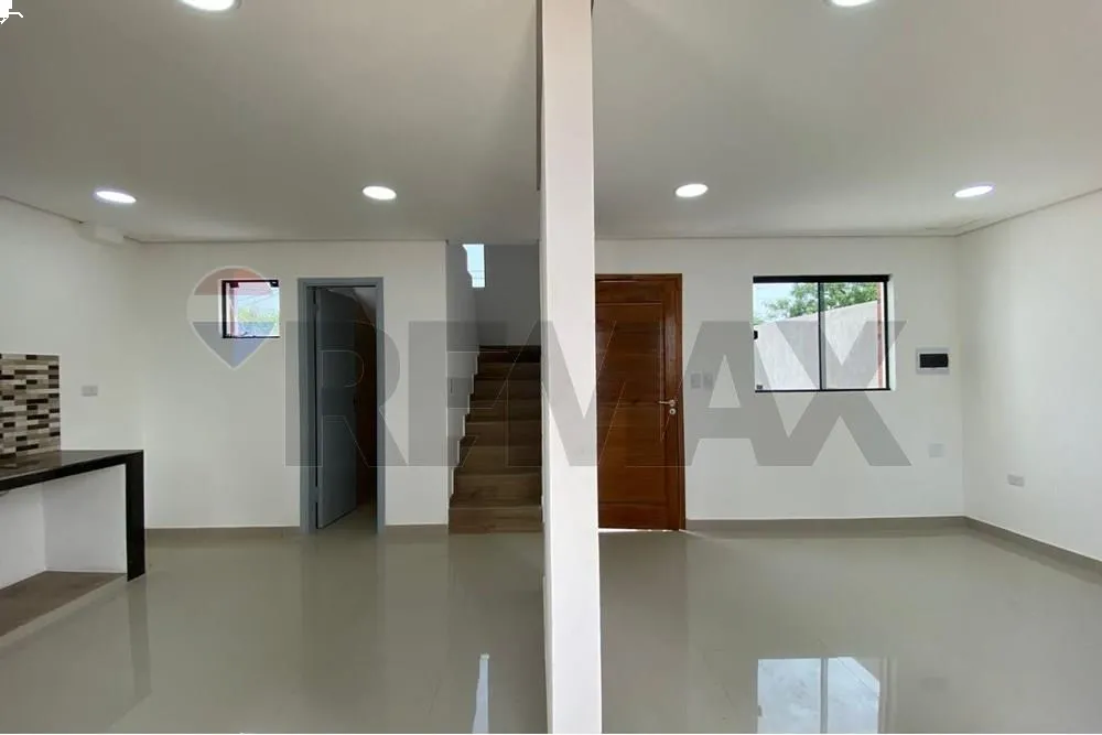 EN VENTA DUPLEX EN LUQUE CAÑADA SAN RAFAEL — foto 3
