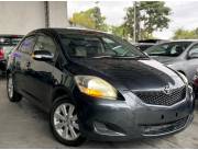 VENDO TOYOTA BELTA AÑO 2010