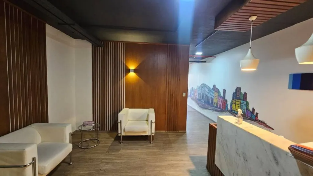ALQUILO EXCLUSIVA OFICINA CORPORATIVA EN EDIFICIO ATRIUM VILLA MORRA — фото 2