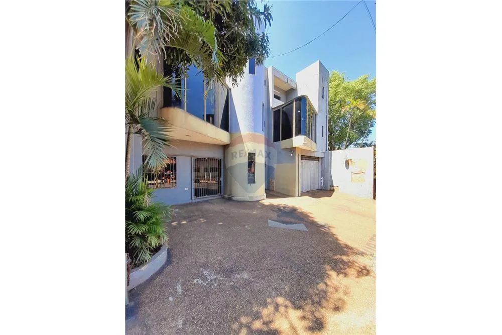 VENDO EDIFICION EN BO. OBRERO — foto 2