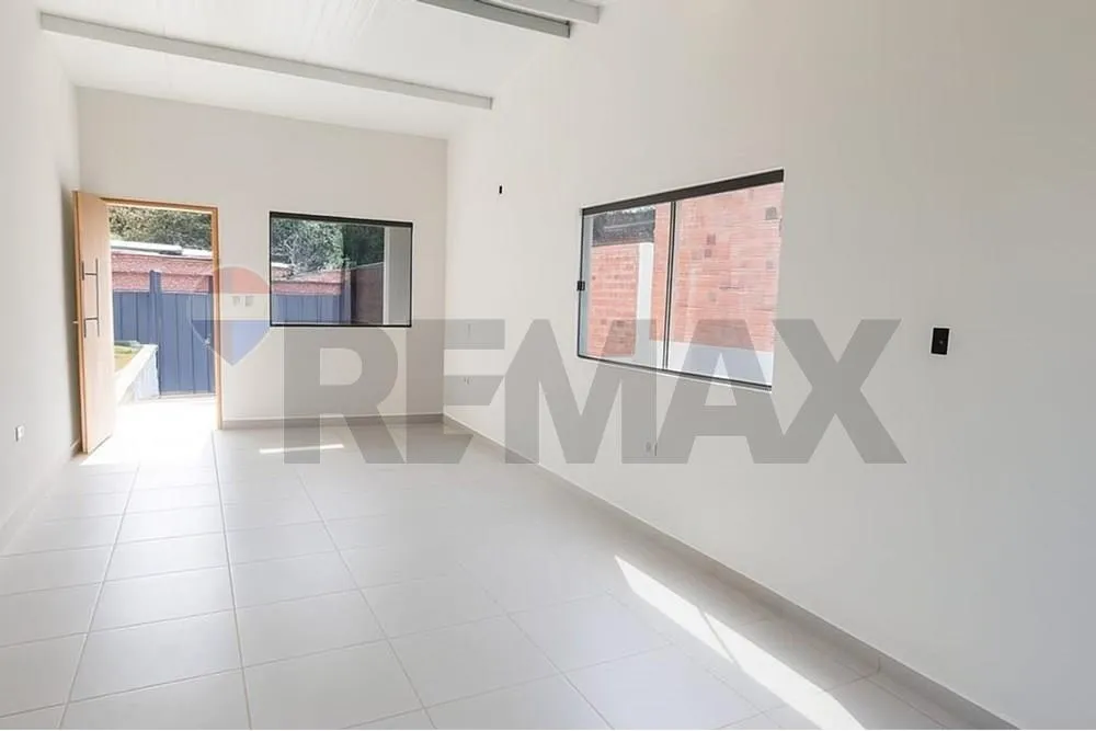 Casa - Venta - San Lorenzo, Paraguay — foto 2