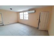 Alquilo Departamento 2 Dormitorios zona la Negrita Centro de Asunción