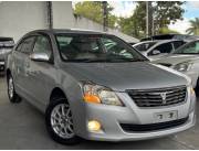 VENDO TOYOTA NEW PREMIO AÑO 2009