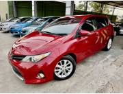HERMOSO TOYOTA NEW AURIS 2.013 - ROJO