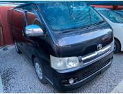 Vendo hermoso Toyota HIACE CARGUERO