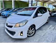 HERMOSO TOYOTA NEW VITZ RS 2.012 - BLANCO