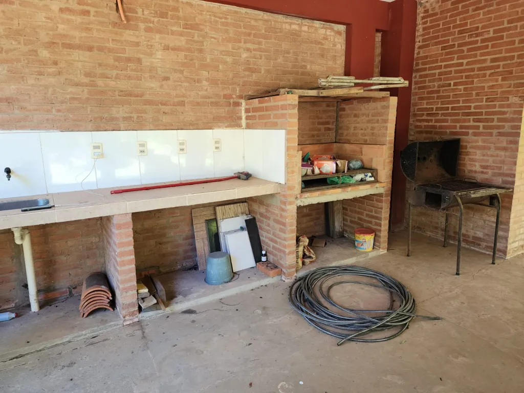 VENDO CASA EN ITACURUBI DE LA CORDILLERA — foto 2