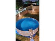 Espléndida piscina con todos accesorios