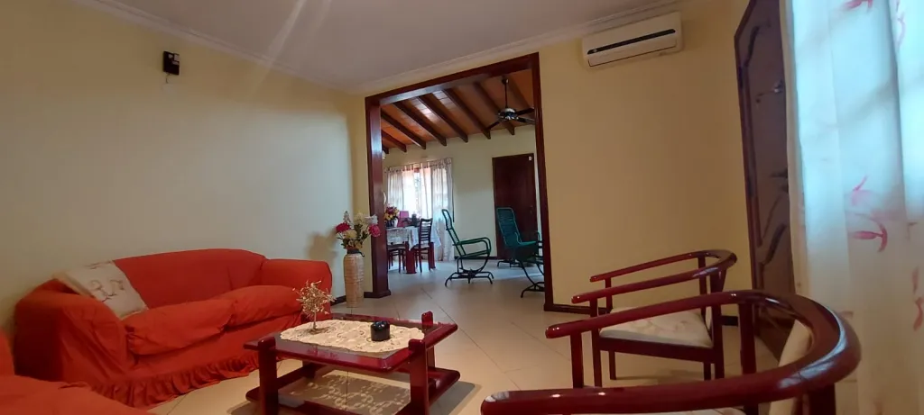 🏡 ¡EN VENTA! Tu nuevo hogar te espera en San Lorenzo – Barrio San Isidro, Ybera — foto 3