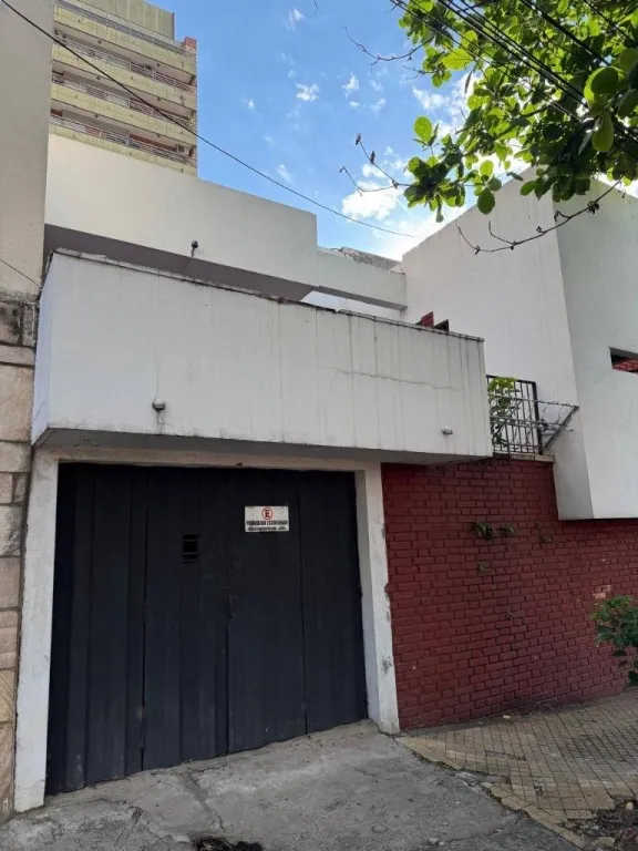 RESIDENCIA EN BARRIO SAN ROQUE, ASUNCIÓN — foto 2