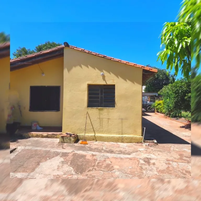 12 mts de Frente X 30 metros de Frente cerca de Todo. PROPIETARIO VENDE SIN INTERMEDIARIOS — foto 2