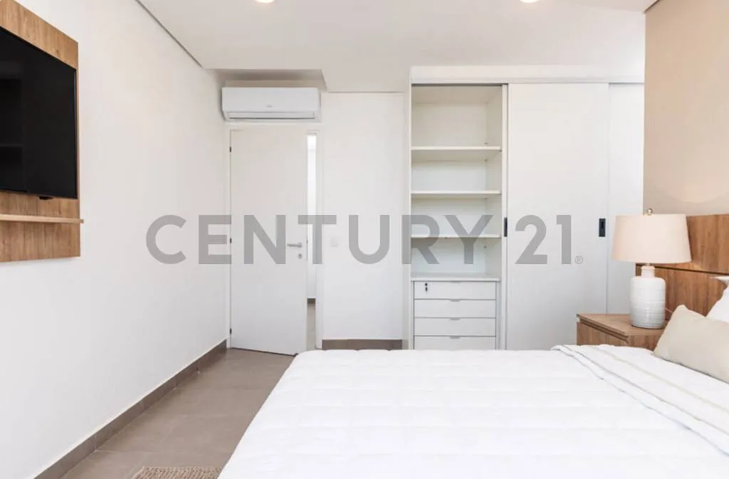 EN VENTA - COMODO DEPTO DE 2 SUITES EN BARRIO MBURUCUYA — foto 2