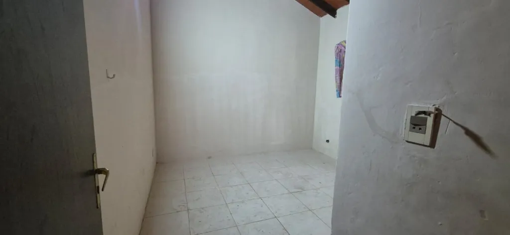 Alquilo casa 3 dorm Mariano Roque Alonso — foto 2