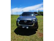 Vendo Toyota Hilux Limited 2023