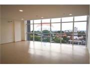 OFICINA CON GRAN VISTA A LA CIUDAD, HOY ALQUILADA!