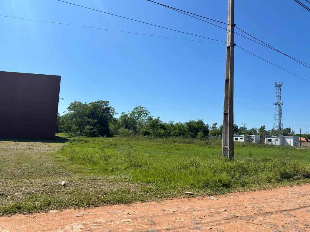 VENDO TERRENO - COSTA AZUL - LIMPIO — foto 2