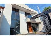 VENDO CASA EN LAMBARE ZONA MUNICIPALIDAD