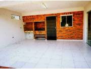 ALQUILO DÚPLEX EN LOMA PYTA