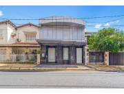 VENTA DE SALON COMERCIAL LAS MERCEDES