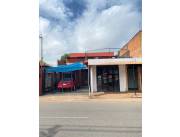 VENTA DE AMPLIA CASA EN CAPIATA