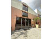 ALQUILER DE OFICINA CORPORATIVA EN EL COMPLEJO SANTOS