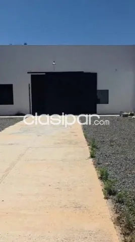 ALQUILO AMPLIO TINGLADODEPOSITO COMERCIAL SOBRE ESPAÑA Y JUANA DE LARA CASTRO — foto 2
