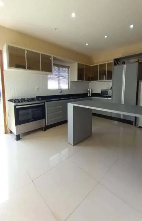 VENTA DE HERMOSA CASA EN CIUDAD DEL ESTE — foto 3