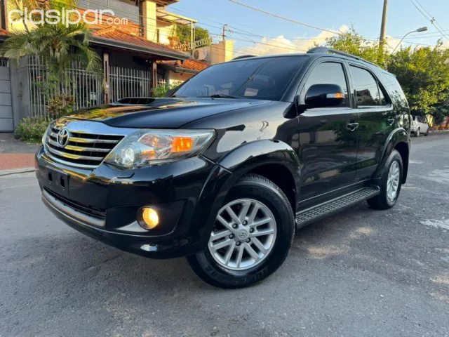Toyota Fortuner 2012 — foto 4