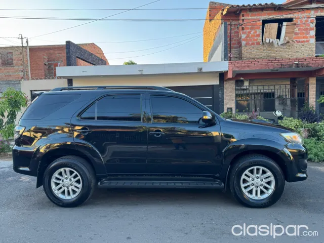 Toyota Fortuner 2012 — foto 7