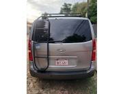 Hyundai H1 2012 IMPECABLE 💥 Motor 2.2 diesel tracción 4x2 Transmisión mecánica En excelen