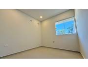 Chalet - Venta - Luque, Paraguay