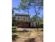 Alquilo Casa de 2 dormitorios con piscina en Condominio Surubii de Mariano Roque Alonso