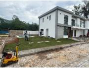 Condominio de Lujo-Venta-PY Central Mariano Roque Alonso