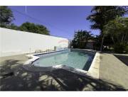 En venta espectacular casa quinta de 1.440 m² en Luque