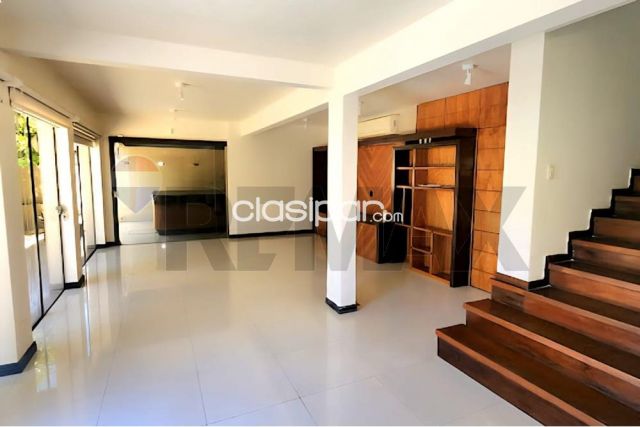 Casas - Doble Residencia de Lujo, Yacht y Golf Club