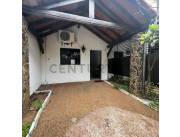 EN ALQUILER CASA DUPLEX EN LUQUE ID: 42321