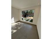 VENDO HERMOSO CHALET EN MRA EXCELENTE UBICACION DE 2 DORMITORIOS,NUEVO