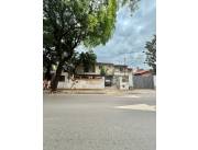 PROPIEDAD CON POTENCIAL DE DESARROLLO EN AVDA. VENEZUELA