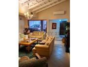 VENDO HERMOSA CASA EN EL BARRIO MBURUCUYA