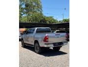 Vendo Toyota Hilux SRV año 2022