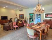 VENDO AMPLIA CASA EN BARRIO JARA