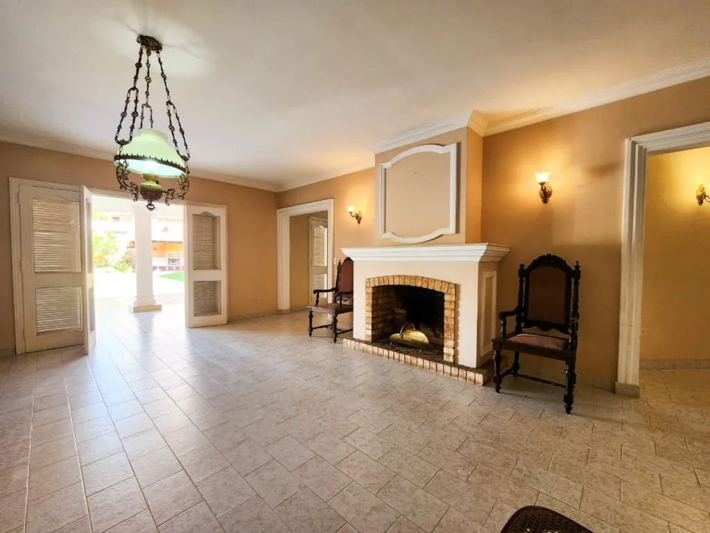 EN VENTA RESIDENCIA DE UNA PLANTA EN BARRIO MCAL ESTIGARRIBIA — foto 3