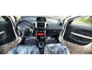 VENDO IMPONENTE TOYOTA IST 2006 RECIÉN IMPORTADO🤩😍🤩