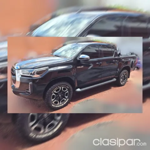 Toyota Hilux 2023 — foto 2