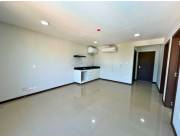 🏡 Alquiler en Residencial Santa Cecilia – Luque