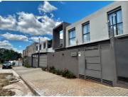 Alquilo duplex premiun en Fernando Zona Norte*COD 6037