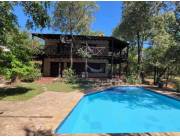 VENDO ACOGEDORA CABAÑA DE 9 HECTÁREAS